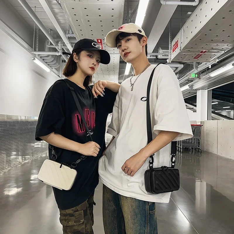 Interior Design Trends 2026 - 2026 Nowa, uniwersalna męska torba crossbody